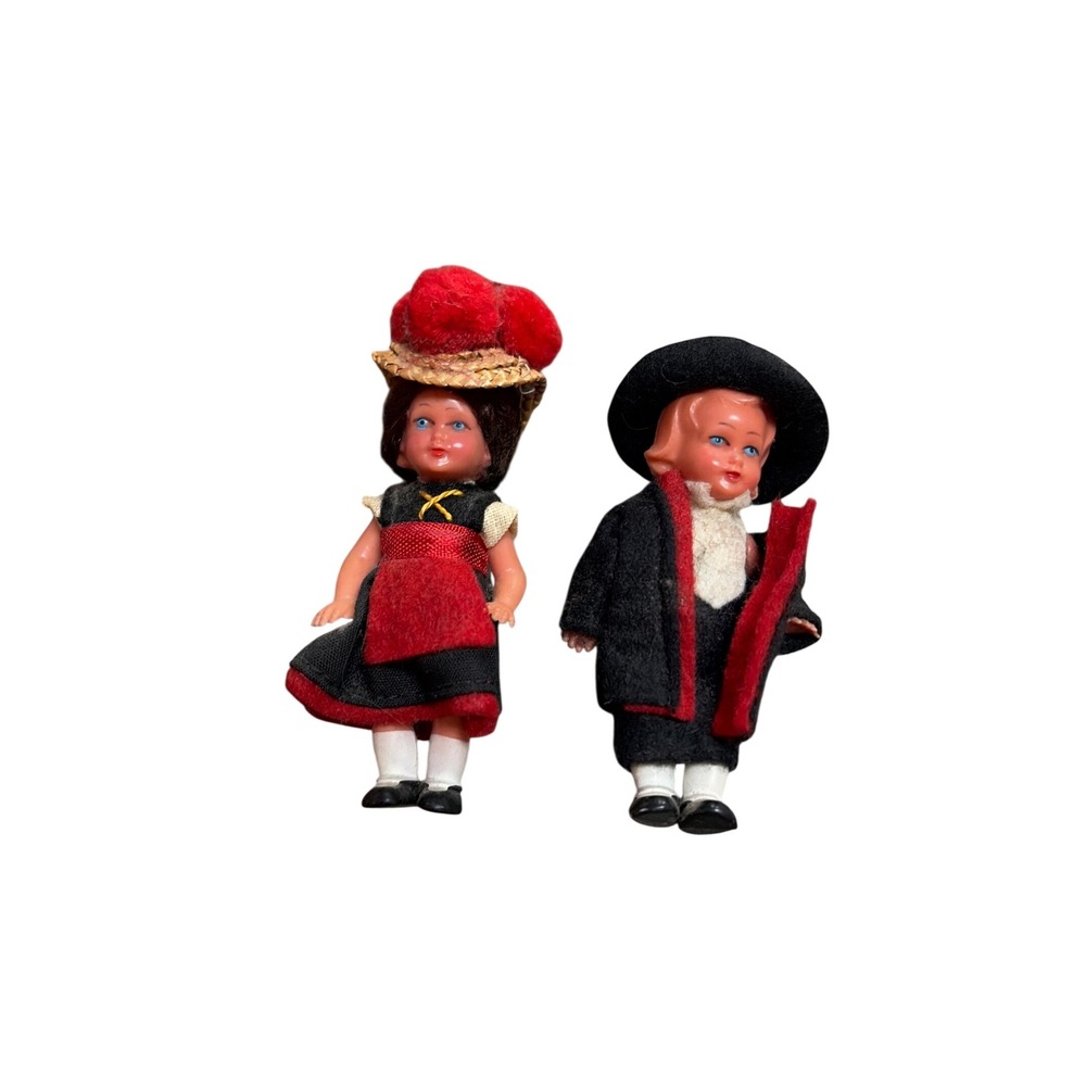 Vintage German Black Forest Souvenir Dolls Bollenhut Traditional Dress Pair 3.5"